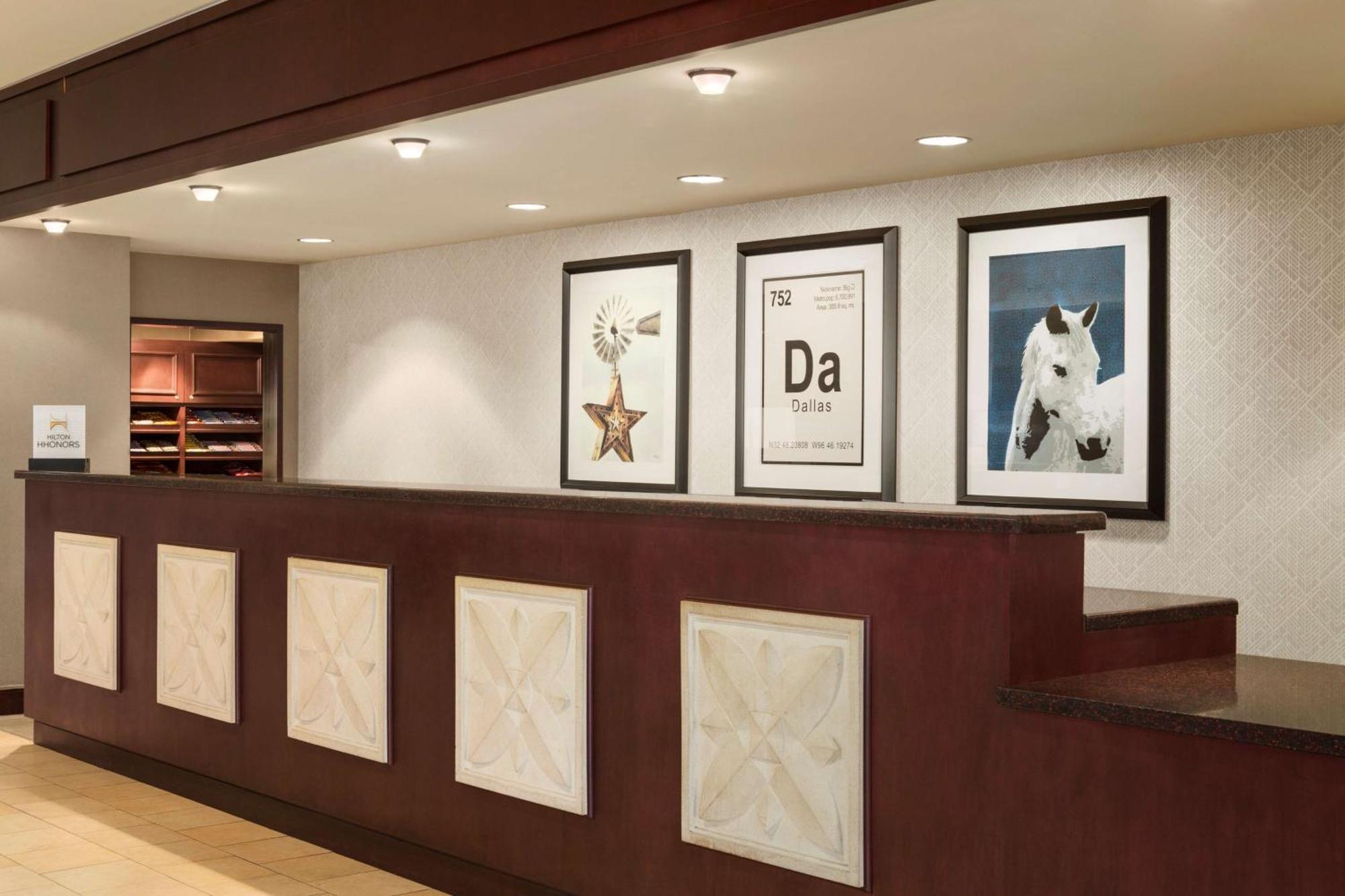 Отель Doubletree By Hilton Dfw Airport North Ирвинг Экстерьер фото