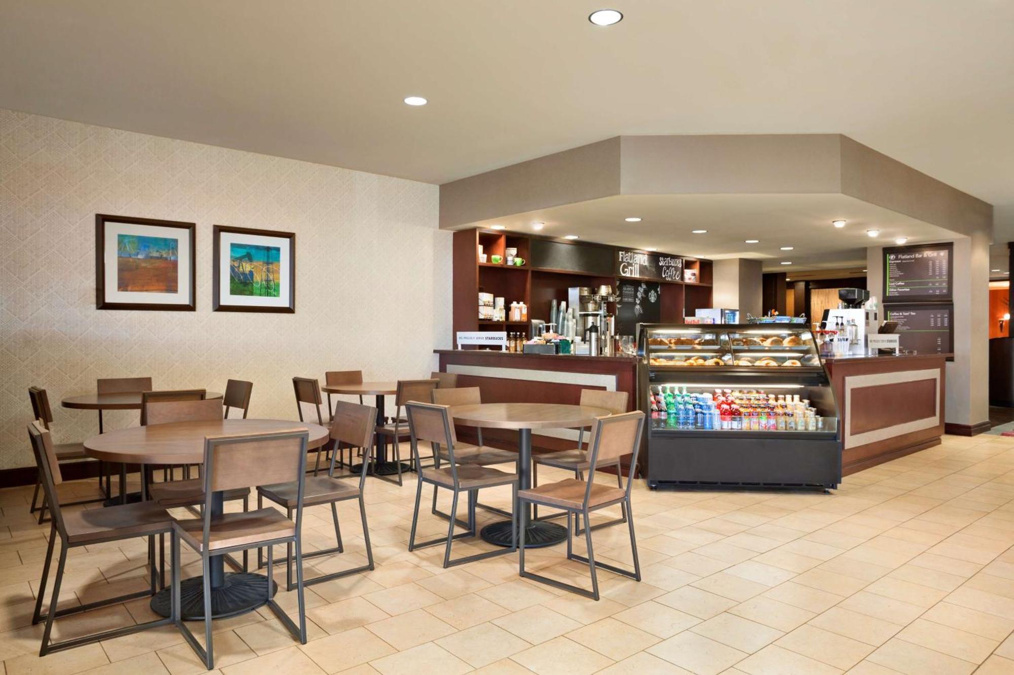 Отель Doubletree By Hilton Dfw Airport North Ирвинг Экстерьер фото