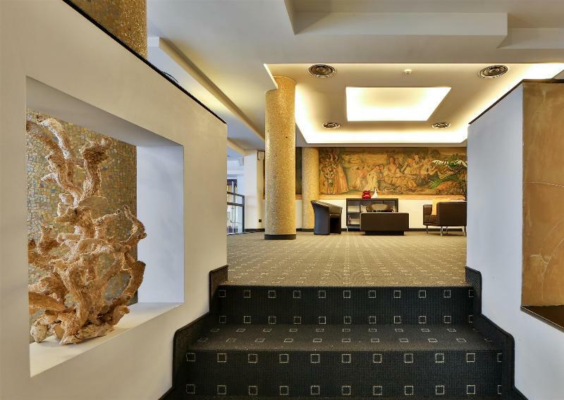 Отель Doubletree By Hilton Dfw Airport North Ирвинг Экстерьер фото